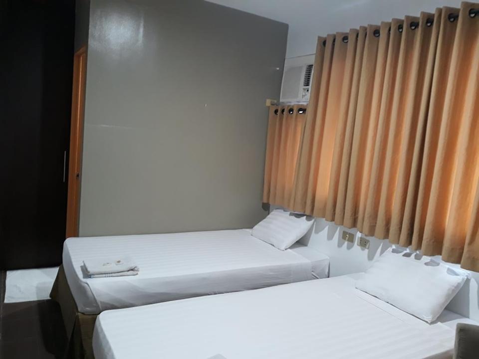 Hotel Kichi Legazpi Exteriér fotografie