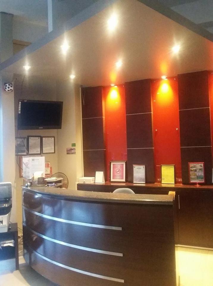 Hotel Kichi Legazpi Exteriér fotografie